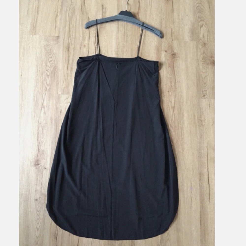 ★100% Authentic!! TOTÊME Girona Layered Silk Dress Black M★ - Picture 6 of 8
